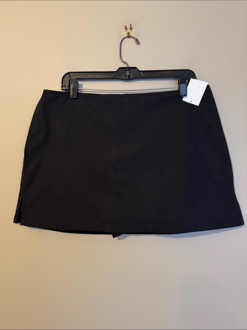 NWOT- Princess Polly Gigi cotton side slit skort, black, size US10 - Picture 6 of 12